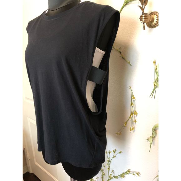 Theory Cuel Top NWT - Picture 4 of 7